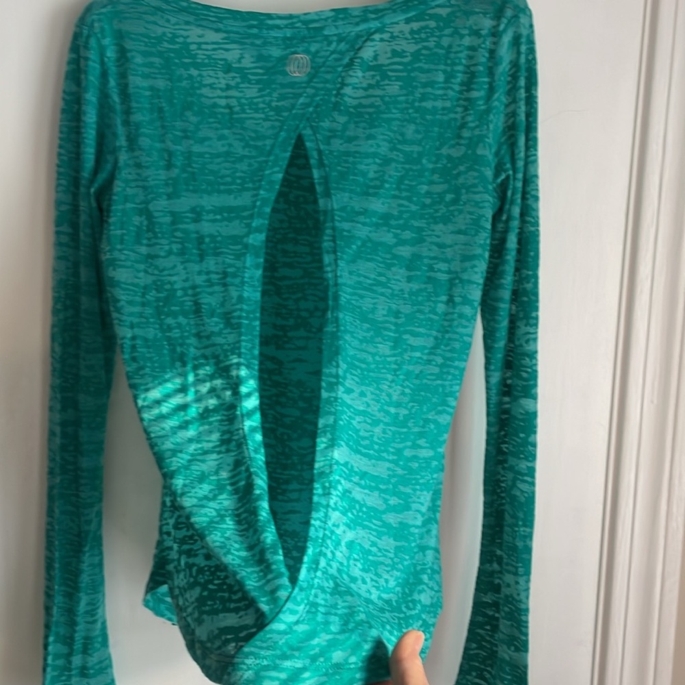 Balance Platinum Collection by Marika Teal Long Sleeve Athleisure Top S - Picture 4 of 6